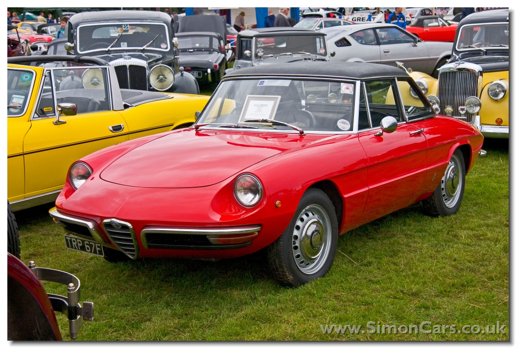 Alfa%20Romeo%20Spider%201300%20Junior%20