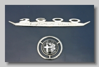 Alfa Romeo 2600 Sprint badges