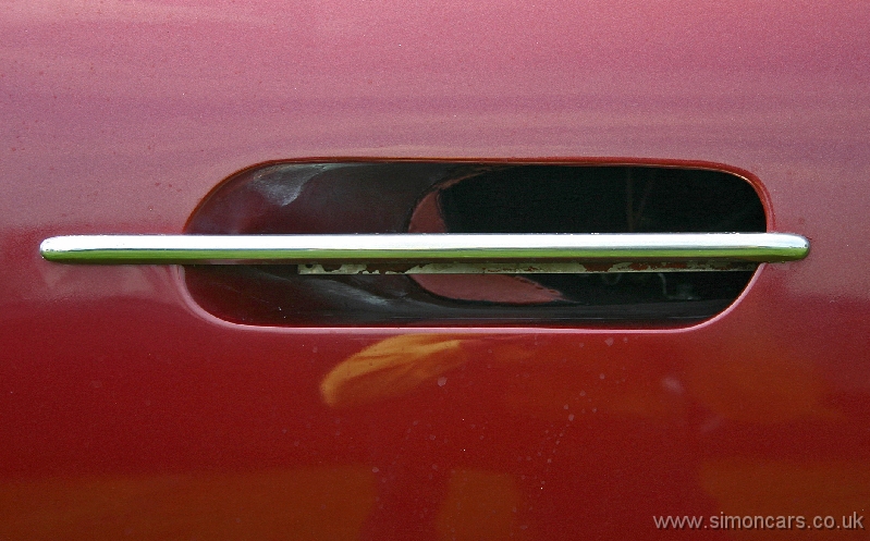 a_Aston Martin DB6 MkI vent