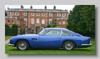 s_Aston Martin DB5 side