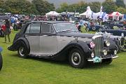 Bentley MkVI 1950 FW Saloon front