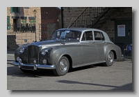 Bentley S1 1957 front a