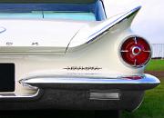 aa Buick Invicta 1960 hardtop badge