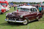 Chevrolet Styleline Deluxe 1952 4-door sedan front