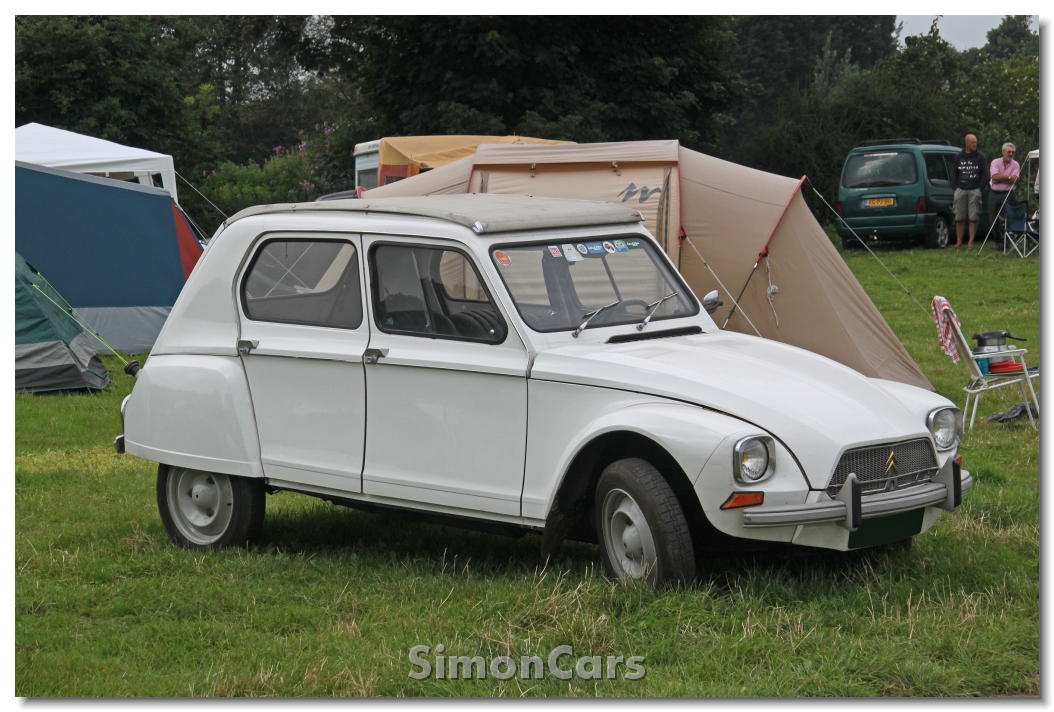 Simon Cars Citroen Dyane