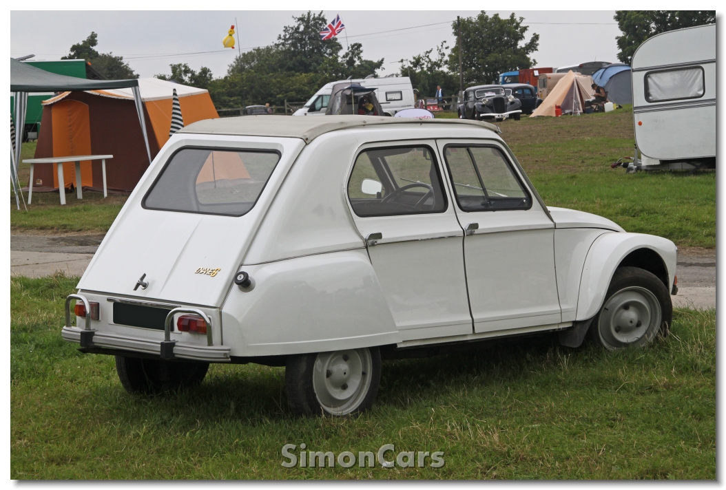 Simon Cars Citroen Dyane