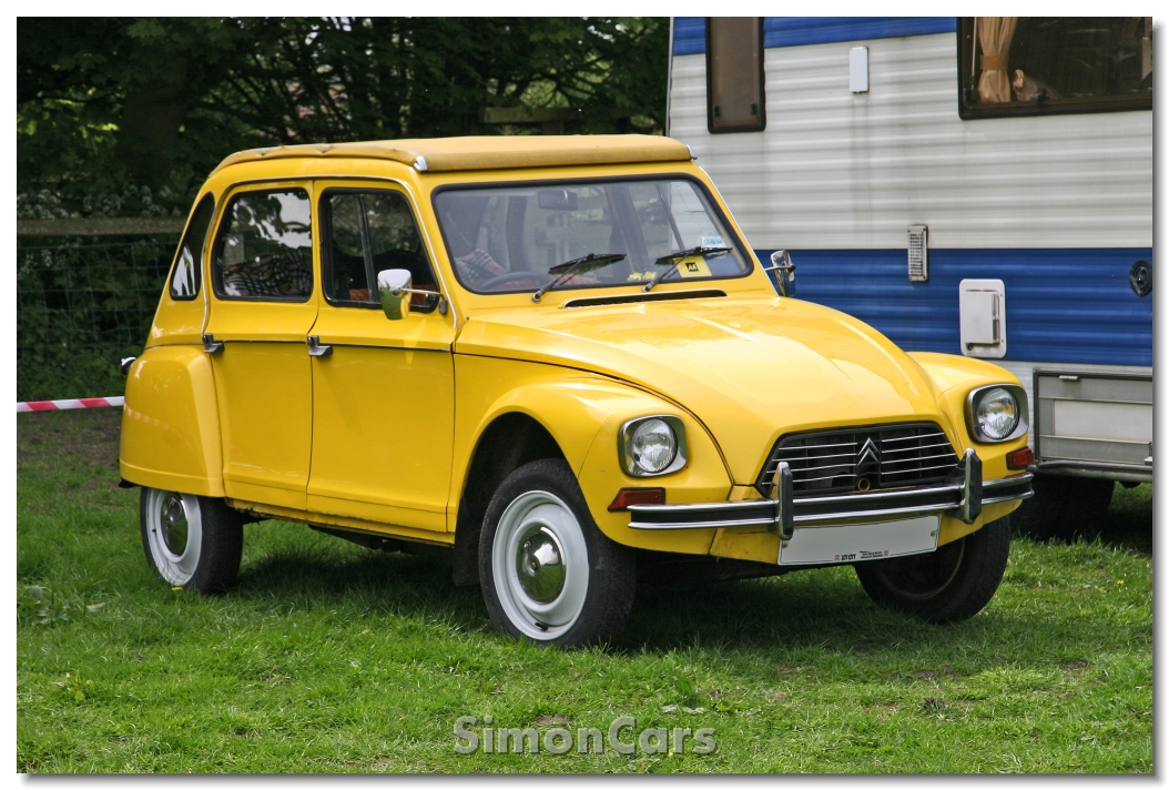 Simon Cars Citroen Dyane