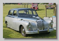 Daimler Majestic DF316-7 front