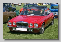 Daimler Sovereign 42 S2 front