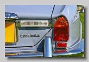 aa_Daimler Double-Six Series II badge