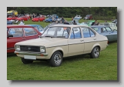 Ford Escort MkII 1300 4-door front