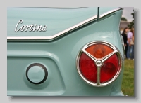 l_Ford Cortina 1966 Super lamps