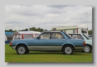 s_Ford Cortina 2000 1982 Crusader side