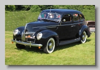 Ford Deluxe 1938 Fordor Sedan front