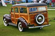 Ford Model 101A Deluxe 1940 Station Wagon rear