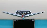 aa Ford Fairlane 1956 Crown Victoria badgea