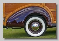w_Ford Deluxe 1940 Station Wagon wheel