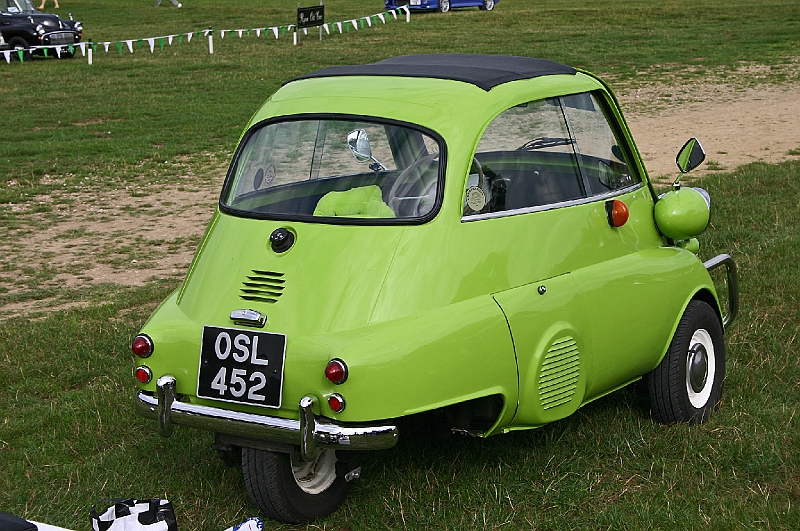 BMW%20Isetta%20rear.jpg
