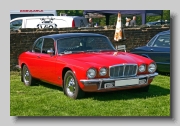 Jaguar XJ6 42C front