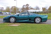 Jaguar XJ220