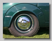 w_Jaguar MkII 3.8litre wheel