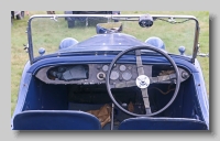 n_Morris Eight 1935 Jensen Tourer inside