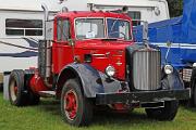 Mack 1950 L-Series Diesel Tractor front