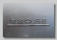 aa_Mercedes-Benz 220SE 1959 (W128) Cabrio badge