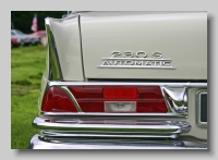 aa_Mercedes-Benz 230 S 1967 (W110) badge