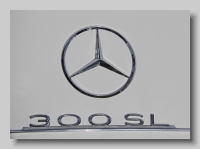 aa_Mercedes-Benz 300SL roadster badge