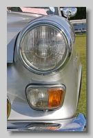 n_Mercedes-Benz 200  (W110) 1967 lamps