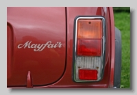 01986 Mini Mayfair badge