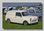 Austin Mini Van 1970 front