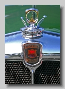 aa_Morris Oxford Six 1934 badge