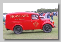 s_Morris 10cwt 1946 Y-type Van side