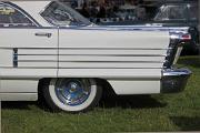 w Oldsmobile Dynamic 88 1958 4-door Holiday Hardtop wheel