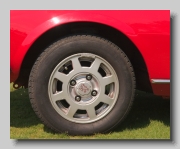 w_Peugeot 504 Cabriolet wheel