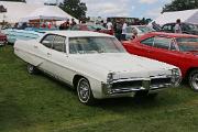 Pontiac Bonneville 1967 4-Door Hardtop 400 front