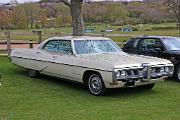 Pontiac Bonneville 1968 4-Door Hardtop 400 front