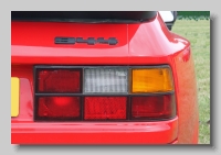 aa_Porsche 944 1985 badge