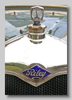 aa_Riley 11-9hp 1927 badge