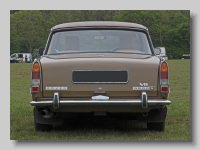 t_Rover 3500 S 1973 tail