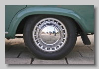 w_Standard Vanguard Vignale wheel