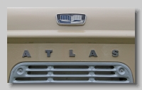 aa_Standard Atlas Van badge