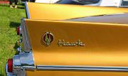 aa Studebaker Hawk 1960 badge