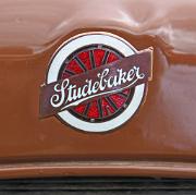 aa Studebaker Special Six EL 1923 Tourer badge