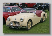 Triumph TR2 front