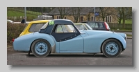 s_Triumph TR3 Rally side