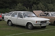 Vauxhall VX2300 Estate front